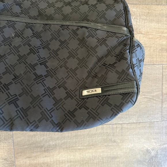 Tumi Black Patterned Expandable Garment Bag Carry On Travel Business - Picture 5 of 16